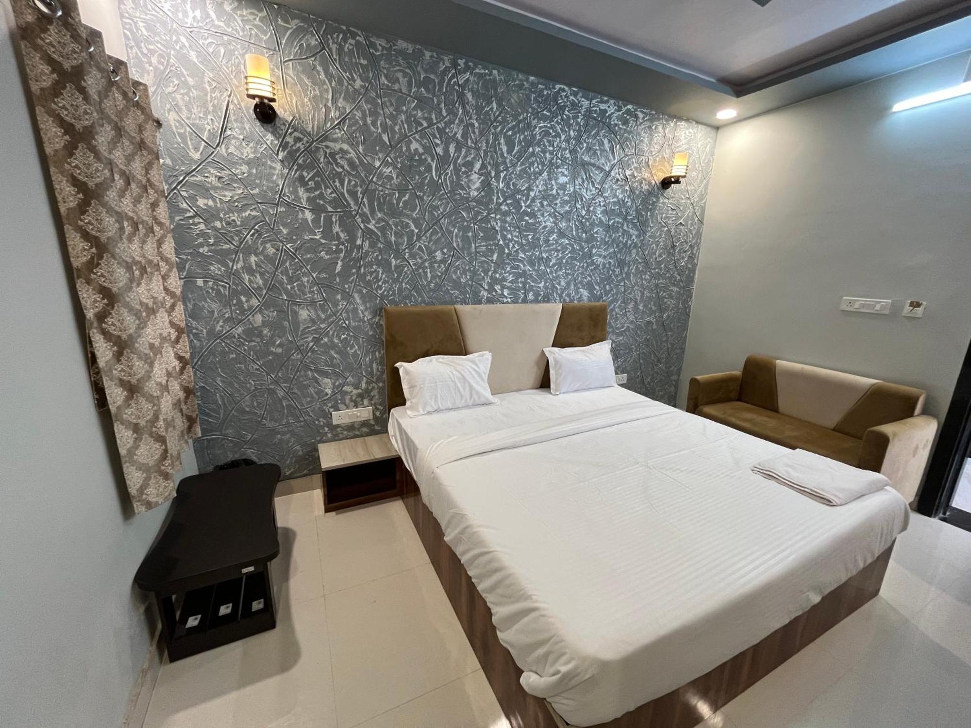 Hotel Rahat Jhalawar Экстерьер фото